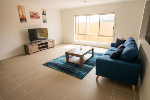 Apple House Point Cook - Accommodation Kalgoorlie 2