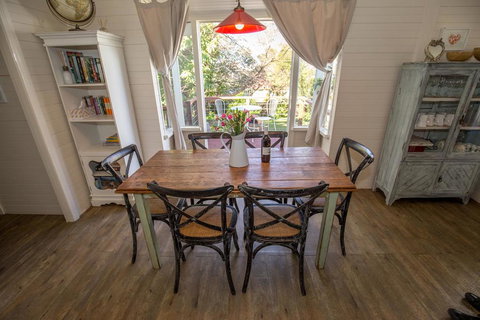 Arohanui - Accommodation Kalgoorlie 2