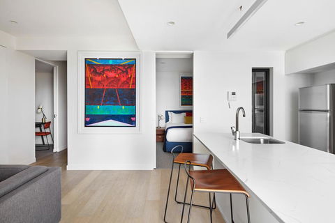 Art Series - The Johnson - Accommodation Kalgoorlie 1