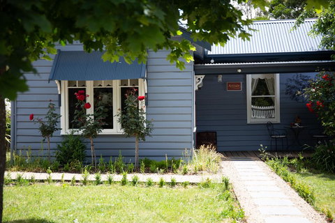 Artisan Retreat - Accommodation Kalgoorlie 0