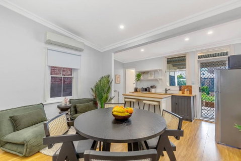 Main Street Terrace - An Elegant Urban Escape - Accommodation Kalgoorlie 0