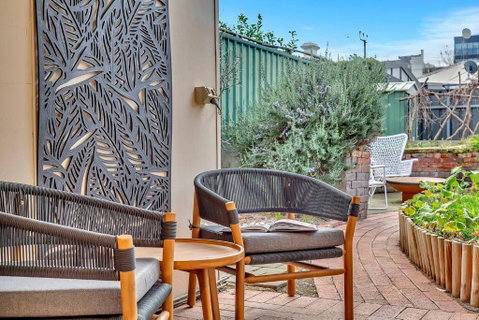 Main Street Terrace - An Elegant Urban Escape - Accommodation Kalgoorlie 1