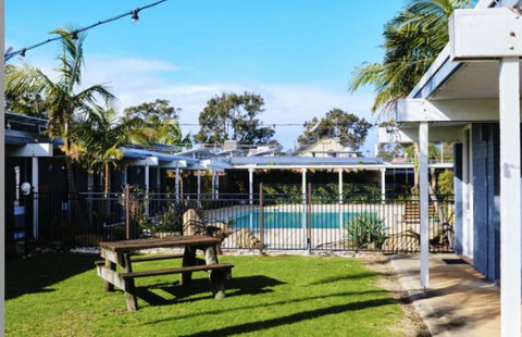 Mallacoota Hotel Motel - Accommodation Kalgoorlie 2