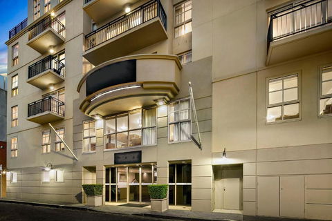 Melbourne Carlton Central Apartment Hotel Official - Accommodation Kalgoorlie 1