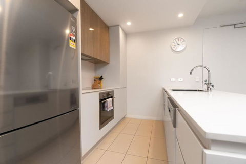 Modish Apartment Near Parliamentary Triangle - Accommodation Kalgoorlie 2