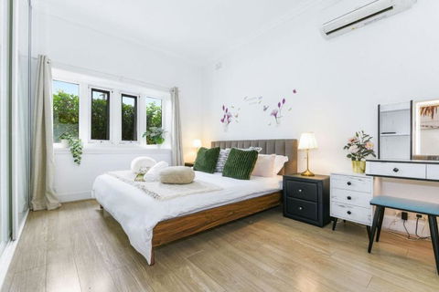 Mins To Mall Convenient 3 Beds Classic Charm Home - Accommodation Kalgoorlie 1