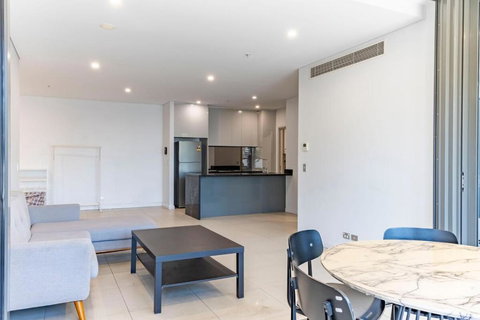 Modern 2B With Loft Bed Parking Central Mascot - Accommodation Kalgoorlie 3