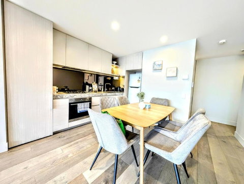 Modern Apartment Close To All Amenities! - Accommodation Kalgoorlie 3