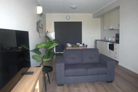 Modern Apartment In Roxby Downs - Accommodation Kalgoorlie 1