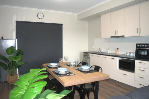 Modern Apartment In Roxby Downs - Accommodation Kalgoorlie 3