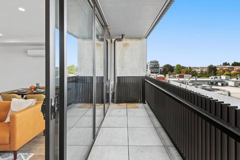 Modern Apartment On Burgundy Precinct & Parklands - Accommodation Kalgoorlie 1