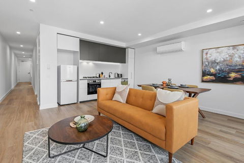 Modern Apartment On Burgundy Precinct & Parklands - Accommodation Kalgoorlie 2
