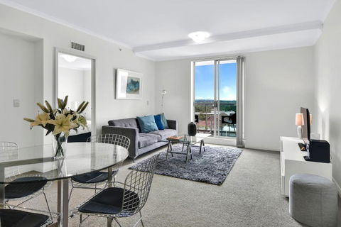 Modern Spacious Chatswood Apartment H1016 - Accommodation Kalgoorlie 0