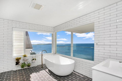 Monash Beach House - Oceanfront - Accommodation Kalgoorlie 3