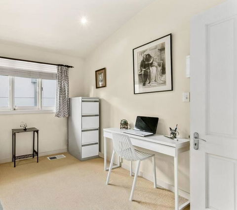 MUS14 - 2 Bedroom Apartment - Muston Street, Mosman - Accommodation Kalgoorlie 3