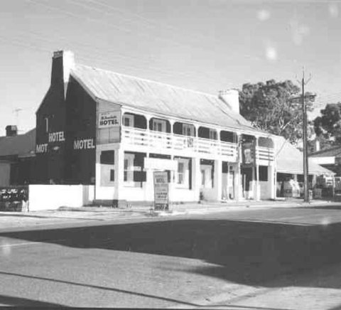 Mt. Remarkable Hotel Motel - Accommodation Kalgoorlie 1