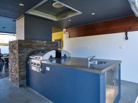 Myrtleford Motel On Alpine - Accommodation Kalgoorlie 3