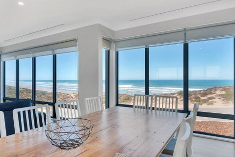 Nauticus - 82 Surfers Parade Middleton - BYO Linen - Accommodation Kalgoorlie 1