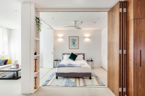 New York Warehouse Style In A Modern Passive House - Accommodation Kalgoorlie 0
