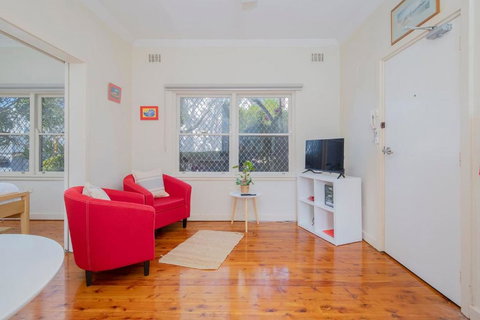 Newcastle Nook - Convenient Comforts In The CBD - Accommodation Kalgoorlie 2