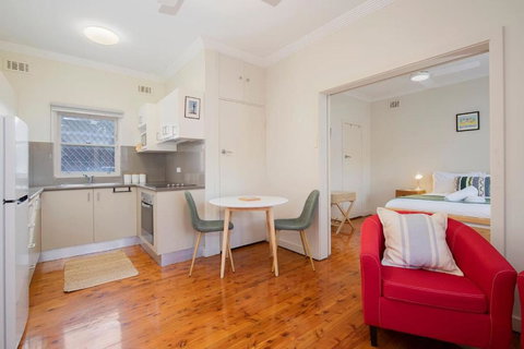 Newcastle Nook - Convenient Comforts In The CBD - Accommodation Kalgoorlie 3