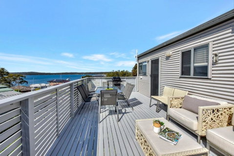 New Property Seabreeze Bungalow - Lakeview Sunset Delight At Sunshine On Lake Macquarie - Accommodation Kalgoorlie 1