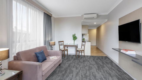 Oaks Sydney North Ryde Suites - Accommodation Kalgoorlie 2