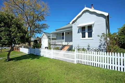 Nowra Beauty - Accommodation Kalgoorlie 0