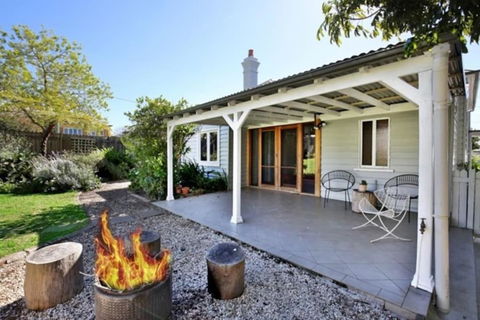 Nowra Beauty - Accommodation Kalgoorlie 3