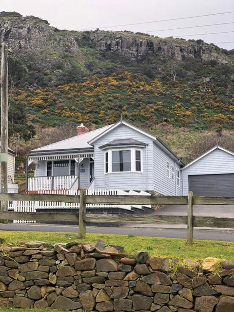 Number 10 -Queen Room With B/fast - Accommodation Kalgoorlie 1