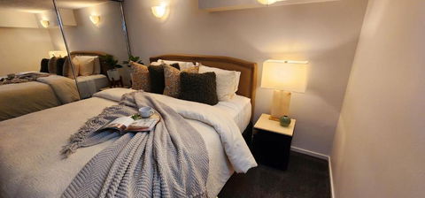 NYC Loft Brisbane, Free Parking! - Accommodation Kalgoorlie 0