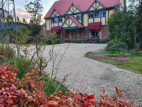 Oaktree Guest House - Accommodation Kalgoorlie 1