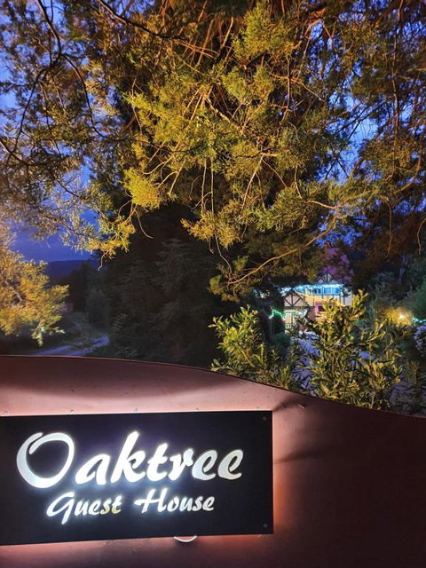 Oaktree Guest House - Accommodation Kalgoorlie 2