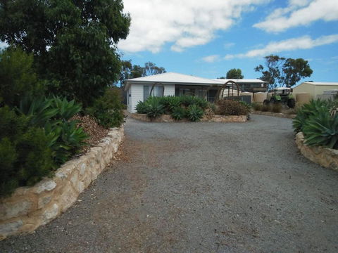 Ocean 17 - Accommodation Kalgoorlie 0