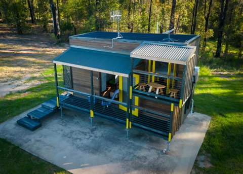 Ocean Breeze Tiny House - Ocean And Lake View - Accommodation Kalgoorlie 0