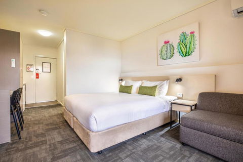 Nightcap At Shoppingtown Hotel - Accommodation Kalgoorlie 0