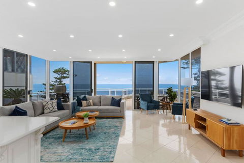 Ocean Vista Escape - A Lofty Beachfront Penthouse - Accommodation Kalgoorlie 0