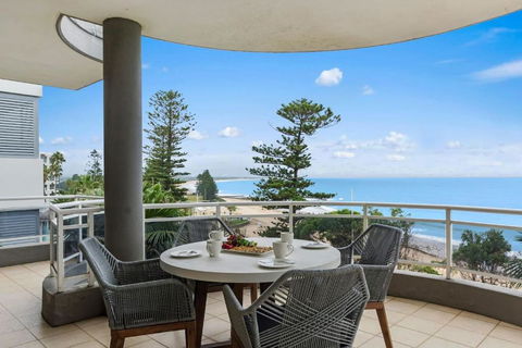 Ocean Vista Escape - A Lofty Beachfront Penthouse - Accommodation Kalgoorlie 1