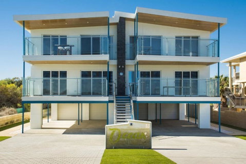 Oceans Waves - Luxury Apartment With Ocean Views - Accommodation Kalgoorlie 1