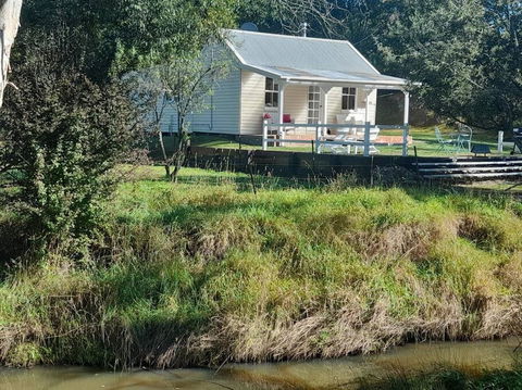 Old Oak Tree Cottage - Accommodation Kalgoorlie 2