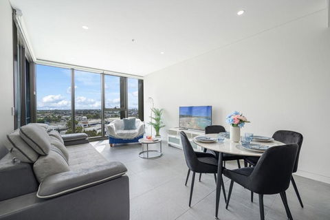 Olympic Park Stylish Apt With Gym Pool Good View - Accommodation Kalgoorlie 0