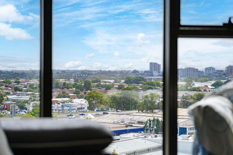 Olympic Park Stylish Apt With Gym Pool Good View - Accommodation Kalgoorlie 1