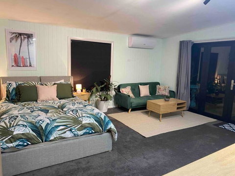 On Track Getaway - Accommodation Kalgoorlie 0