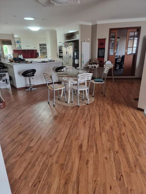 Open Plan Large Home - Accommodation Kalgoorlie 0