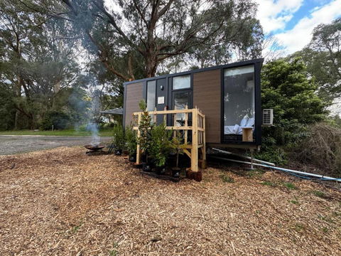 Orange 1 By Tiny Away - Accommodation Kalgoorlie 3