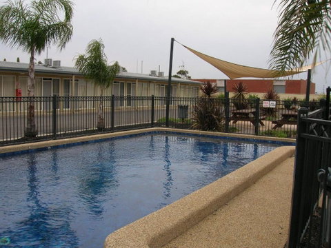 Overlander Hotel Motel - Accommodation Kalgoorlie 0