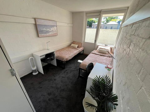 Ozi Village Cardigan - Accommodation Kalgoorlie 1