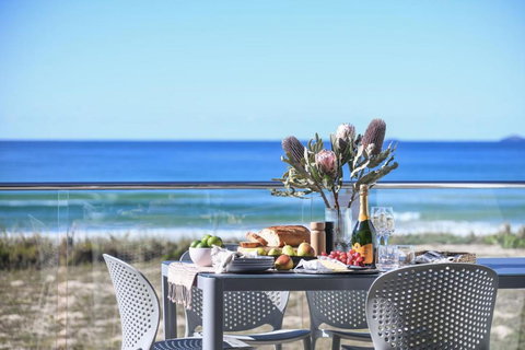 Pacific Dawn On The Beach One - Accommodation Kalgoorlie 0