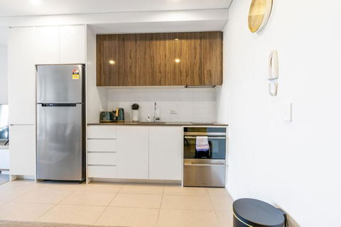 Parliamentary Triangle 1BR Apartment - Accommodation Kalgoorlie 2