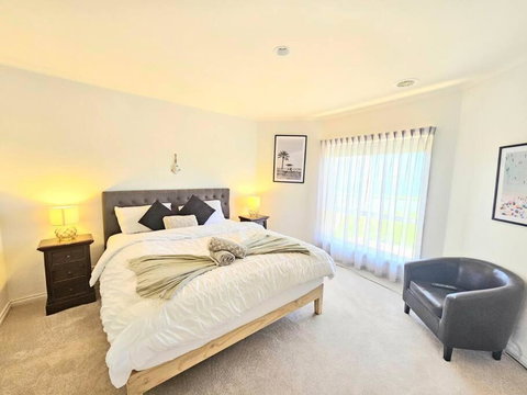 Panayil BeachHouse ! Stunning Ocean Views! - Accommodation Kalgoorlie 1